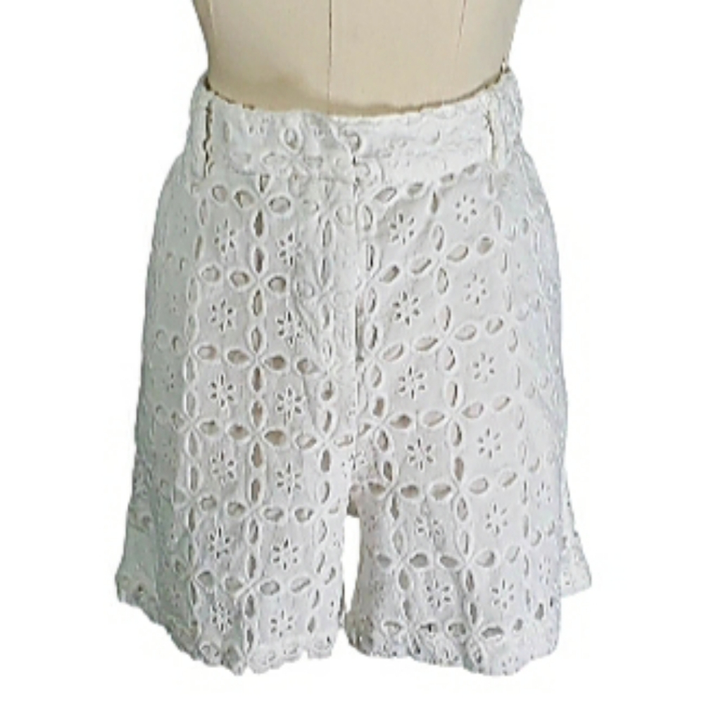 Venus Short Eyelette Lace Vacation Resort Coastal Beachy Sz 12 Cottagecore Twee